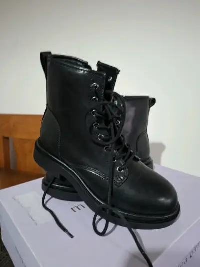 Botines negros con cordón, Madden girl - miniatura 6
