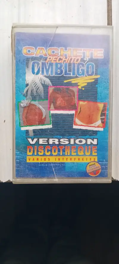 Cassette de música variada 'Cachete Pechito y Ombligo' - miniatura 1