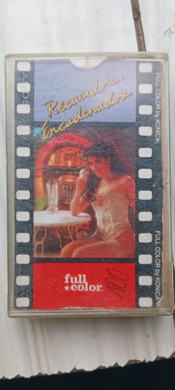 Cassette de música variada 'Cachete Pechito y Ombligo' - 2