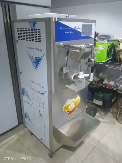 Máquina de Helados Pasteurización CFHS-90A - miniatura 2