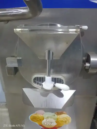 Máquina de Helados Pasteurización CFHS-90A - miniatura 5