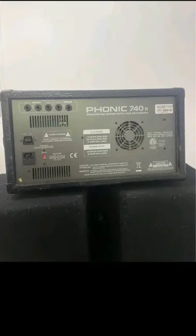 Sistema de sonido Phonic 740R con parlantes Wharfedale - miniatura 3