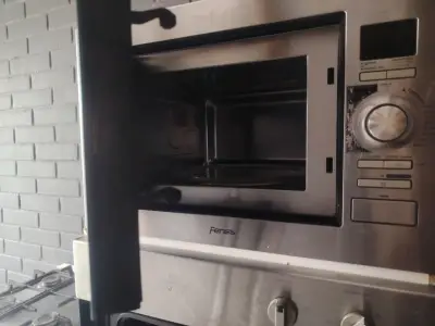 Horno empotrado eléctrico microondas y encimera - miniatura 4