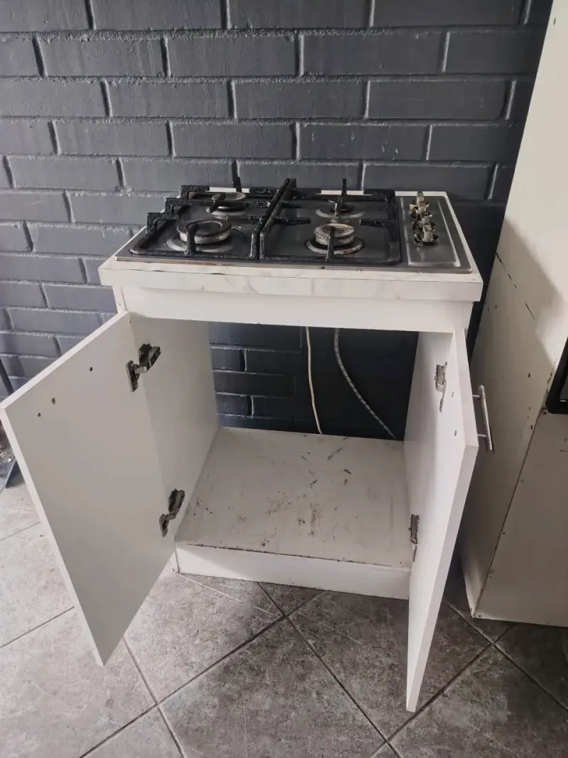Horno empotrado eléctrico microondas y encimera - 6