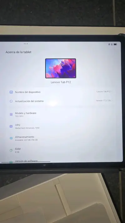 Tablet Lenovo Tab P12 con teclado y lápiz - miniatura 5
