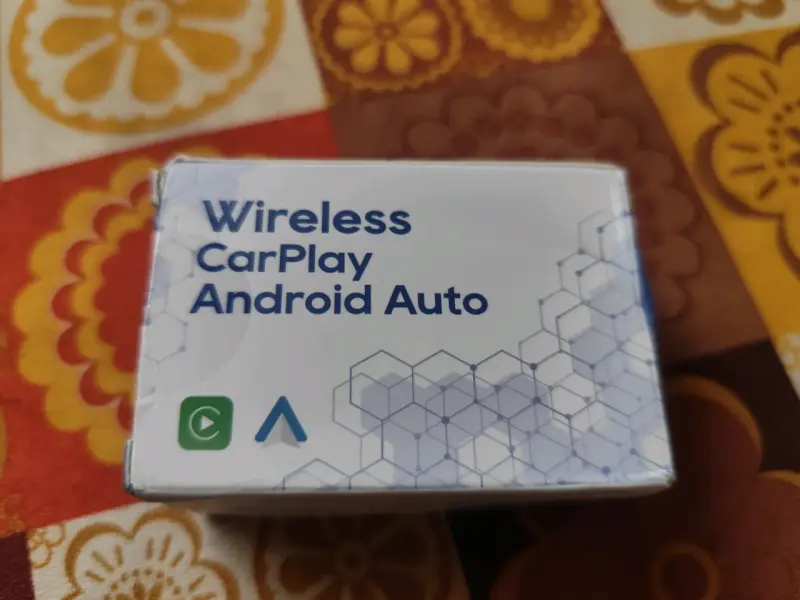 Adaptador Inalámbrico CarPlay y Android Auto - 1