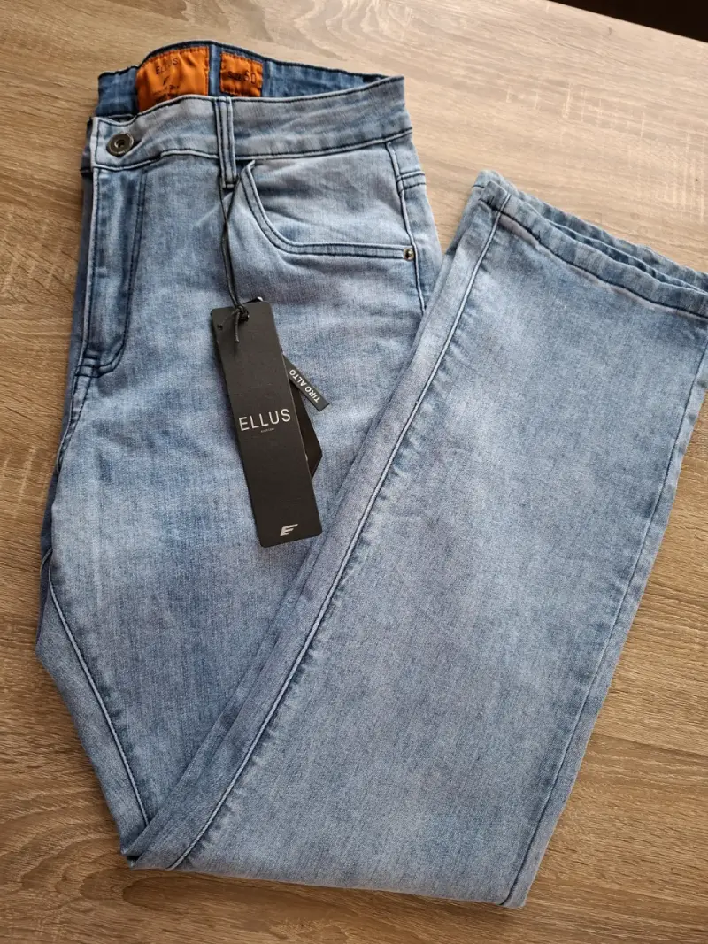 Jeans rectos de mezclilla azul Ellus - 3