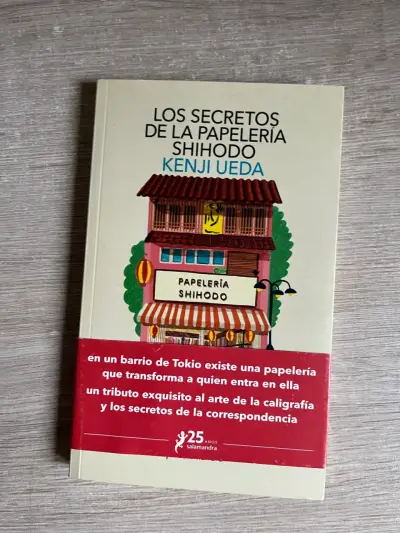 Libro 'Los Secretos de la Papelería Shihodo' de Kenji Ueda - miniatura 1