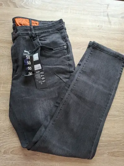 Jeans Skinny Negros Ellus para Hombre - miniatura 3