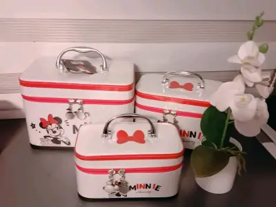 Bolso Minnie Mouse negro con detalles dorados - miniatura 6