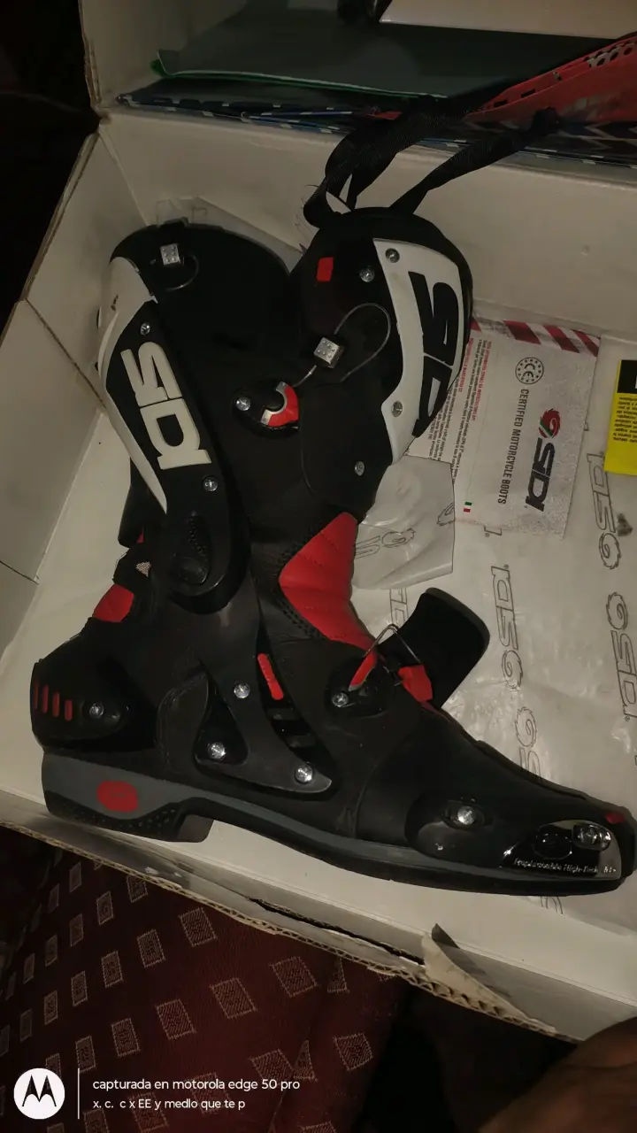 Botas de motocicleta Sidi negras y rojas - 1