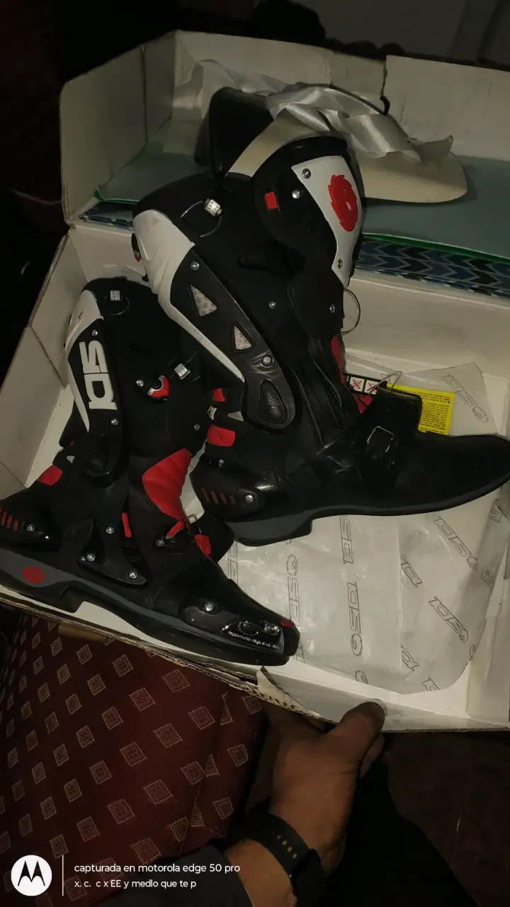 Botas de motocicleta Sidi negras y rojas - 2