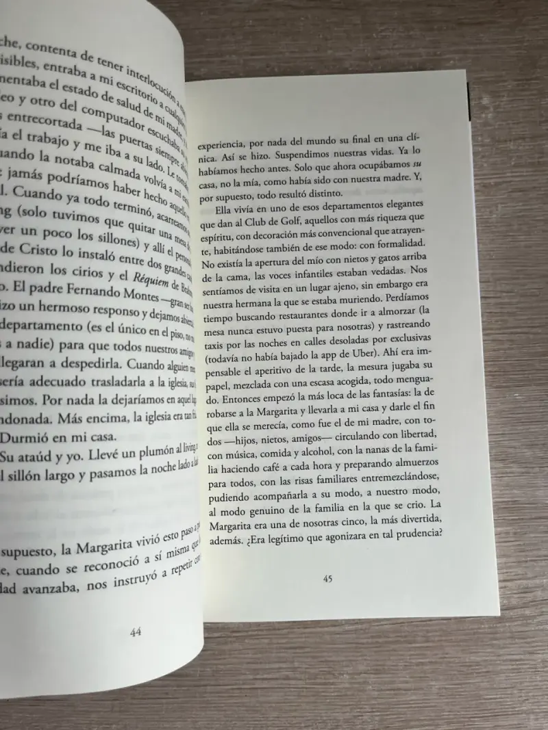 Libro 'El Manto' de Marcela Serrano - 3