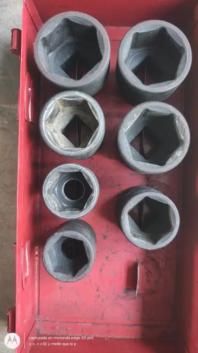 Juego de dados  3/4 impacto Force en caja metálica - miniatura 2