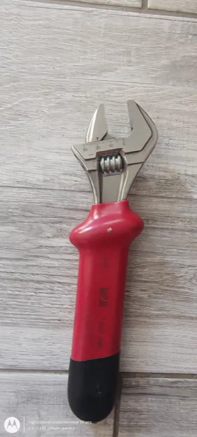 Llave ajustable Bahco 200 mm con mango aislante - miniatura 3