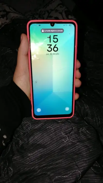 Smartphone Samsung Galaxy A06 en buen estado - miniatura 1