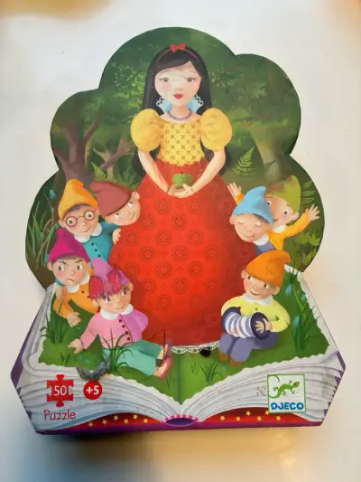 Puzzle Djeco Blancanieves 50 piezas - miniatura 1