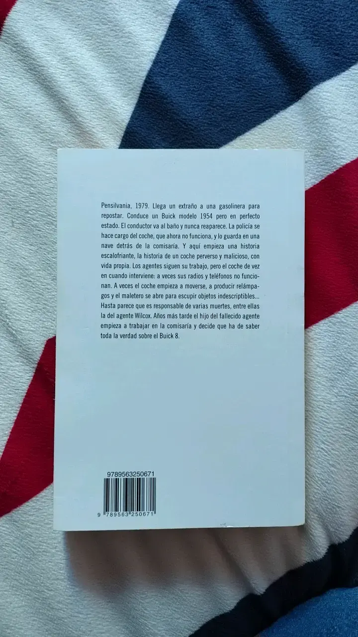 Libro 'Buick 8: Un Coche Perverso' de Stephen King - 2