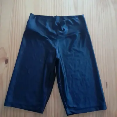 Shorts deportivos negros talla S marca Corona - miniatura 1