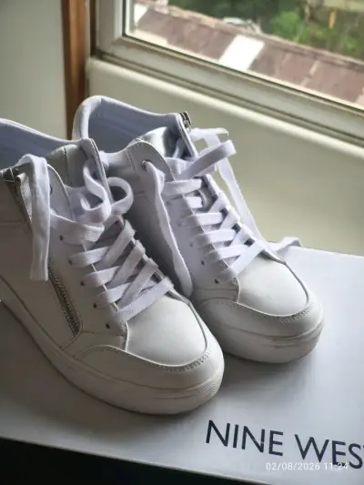 Zapatillas blancas con cierre lateral Nine West - miniatura 3