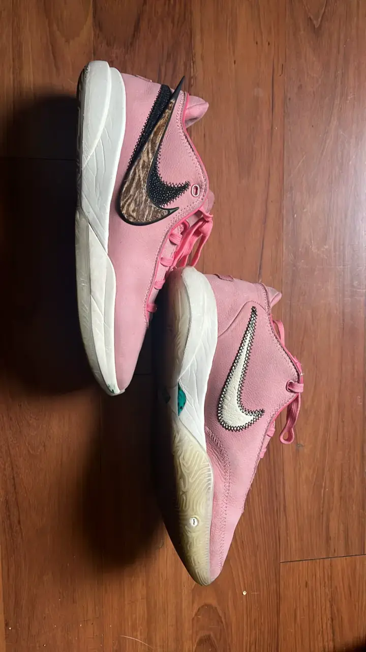 Zapatillas de básquetbol / voley