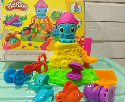 Set de juego Play-Doh distintos valores - miniatura 1