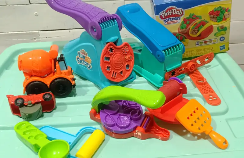 Set de juego Play-Doh distintos valores - 3