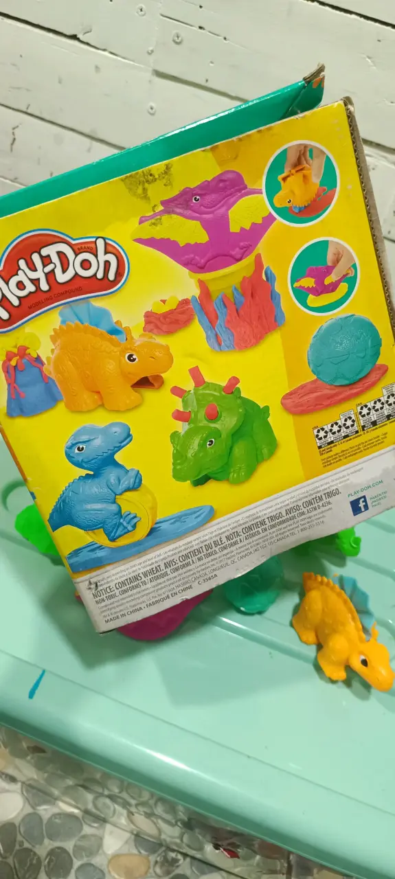 Set de juego Play-Doh distintos valores - 5