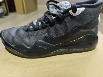 Zapatillas Nike Zoom KD12 negras talla 41 us9.5 - miniatura 3