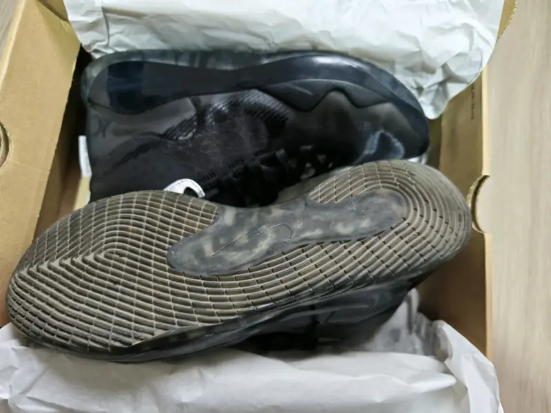 Zapatillas Nike Zoom KD12 negras talla 41 us9.5 - 5