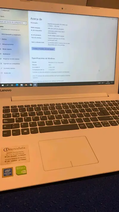 Notebook Lenovo Ideapad 330 con Pantalla de 15.6 pulgadas - miniatura 2