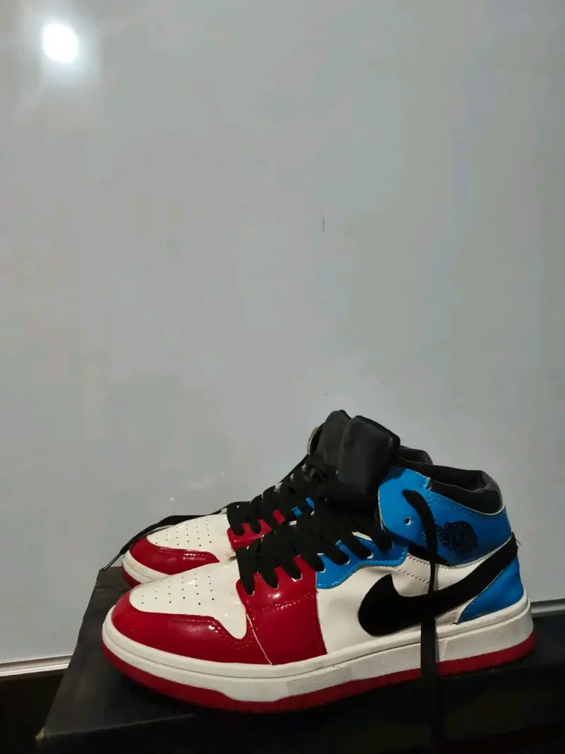 Zapatillas deportivas tricolor estilo retro - 2
