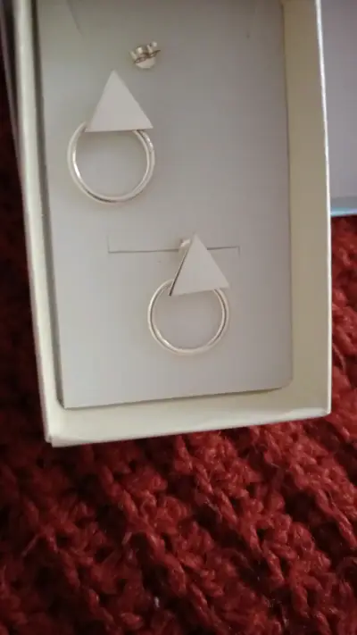Aros geométricos de plata con triángulo - miniatura 1