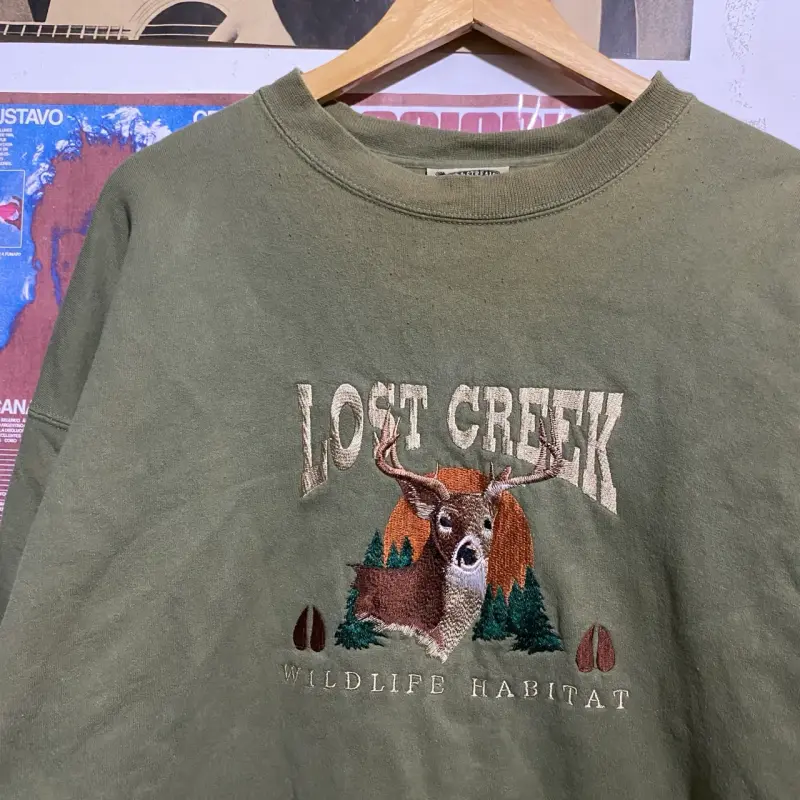 Polerón Vintage Lost Creek con diseño de ciervo - 2
