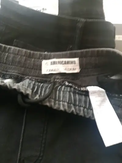 Pantalones jogger negros para hombre - miniatura 4