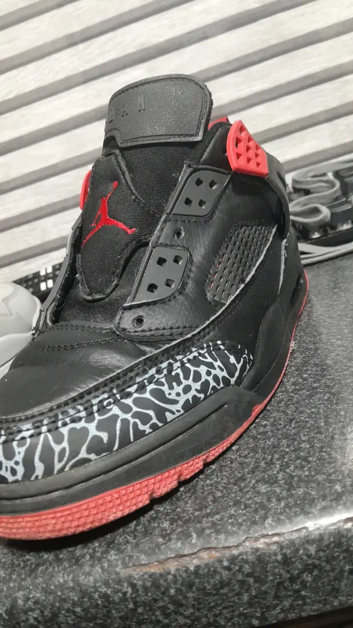Jordan rojas con gris (son of mars) - 2