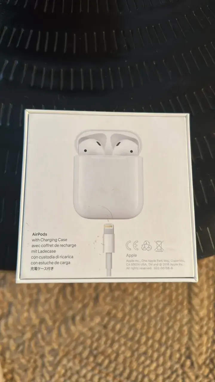 Apple Airpods inalámbricos con estuche de carga - 3