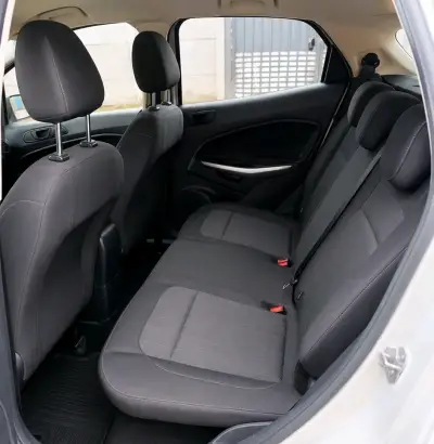 Ford EcoSport SUV 2019 en buen estado - miniatura 5