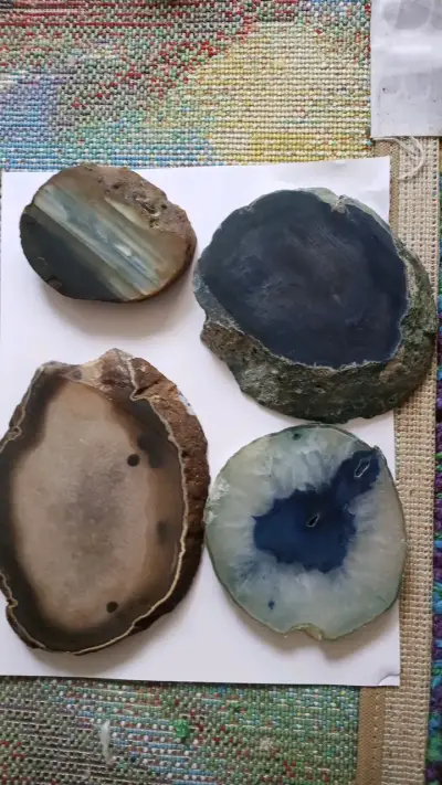 Set de 4 geodas de ágata natural - miniatura 2