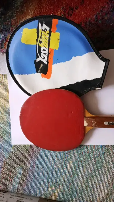 Paleta de ping pong con funda yashina porte pelota - miniatura 1