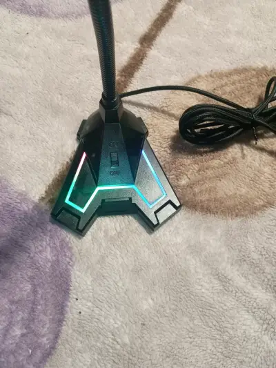 Micrófono RGB para gaming Miniso - miniatura 1