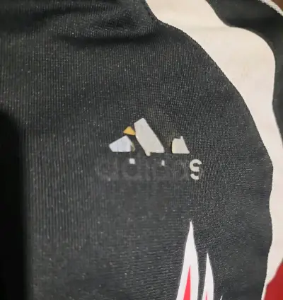 Camiseta Adidas Universidad de Chile Negra - miniatura 3