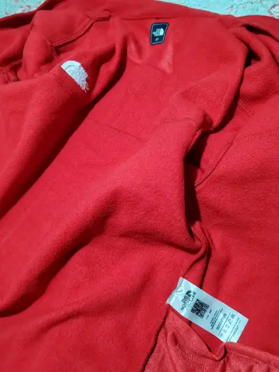 Chaqueta polar roja The North Face og nueva - miniatura 4