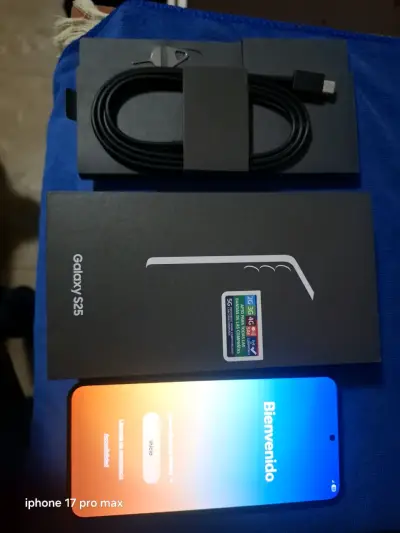 Samsung Galaxy S25 Azul de 256gb y 12 de ram - miniatura 2