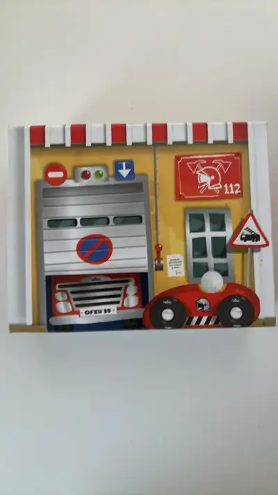 Juguetes de Madera Estación de Bomberos Vila - miniatura 1