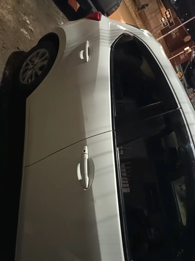 Mazda 2 Hatchback 2015 en buen estado - 6