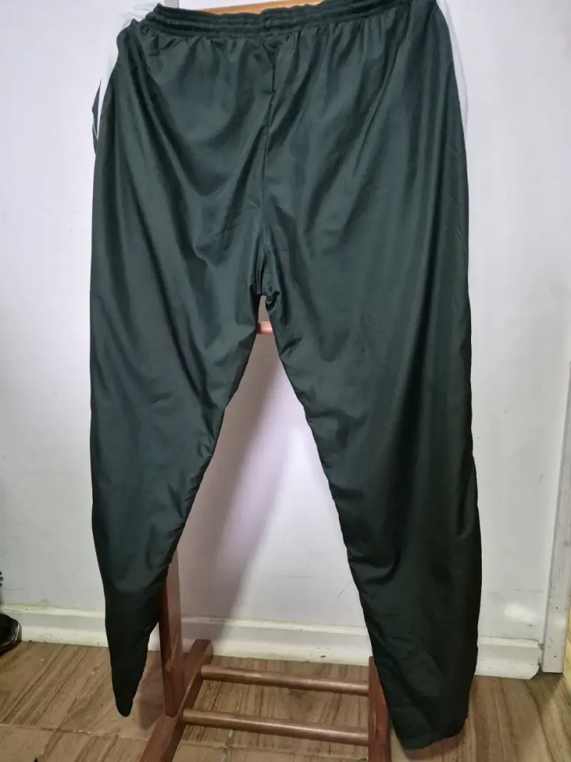 Pantalones deportivos Under Armour verde oscuro - 2