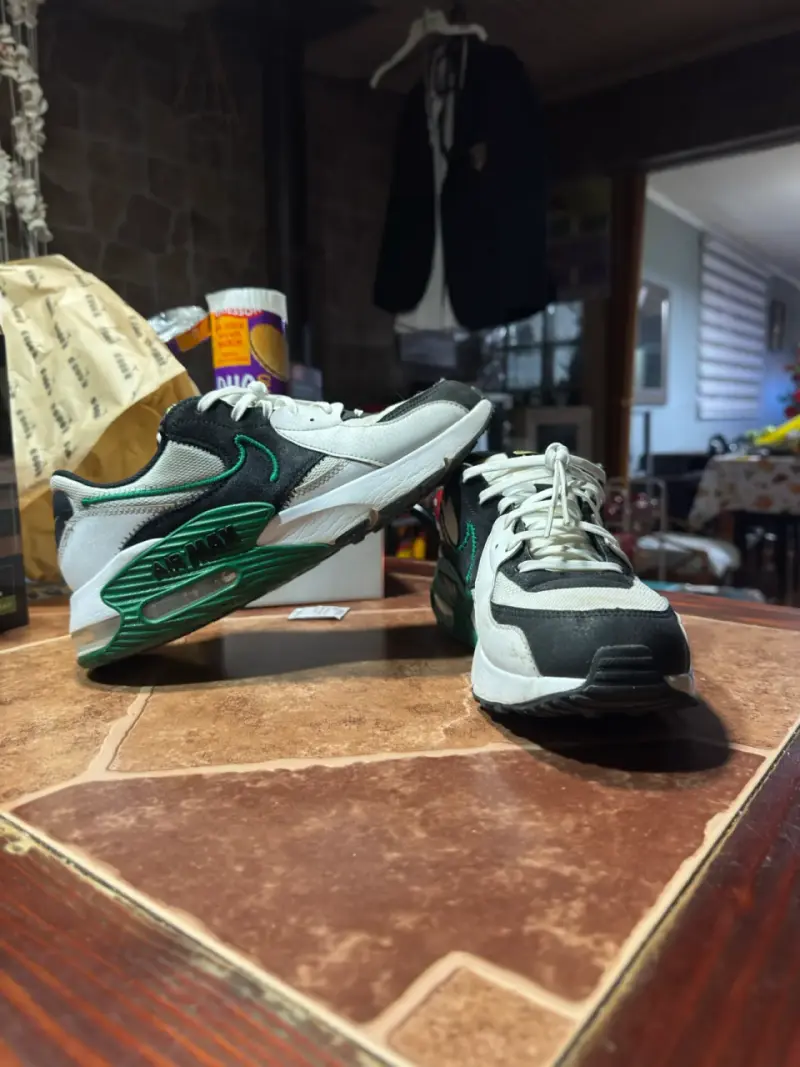 Zapatillas Nike Air Max Excee Talla 9.5 - 2