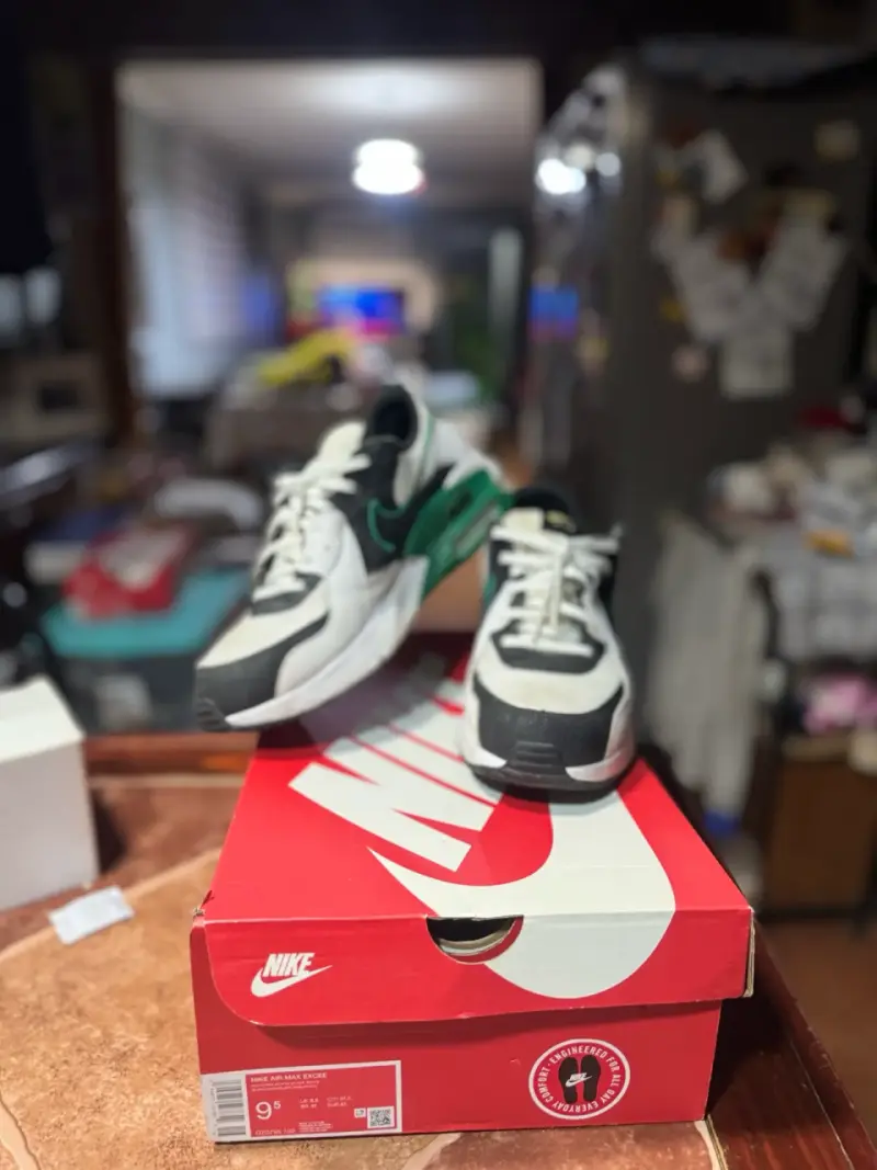 Zapatillas Nike Air Max Excee Talla 9.5 - 3