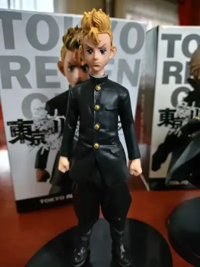 Figuras de acción Tokyo Revengers set de 3 - miniatura 2